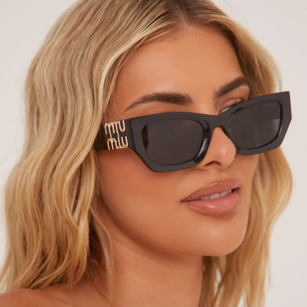 Side Logo Detail Cateye Square Shape Sunglasses In Black